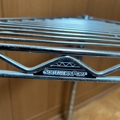 スチールラックの画像