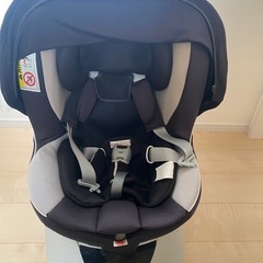 エールべべ　チャイルドシート