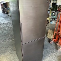シャープ 冷蔵庫 280L(幅56cm) プラズマクラスター搭載...