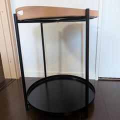 スカーラ　グラドム　サイドテーブルとトレイ