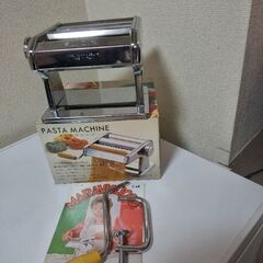美品　貝印パスタマシーン　ヌードルマシーン　製麺機　ampia　...
