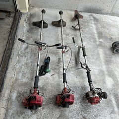 草刈機 刈り払い機3台セット 修理部品どりに 農機具 ガーデニン...