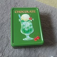 メリーチョコレートの空き缶