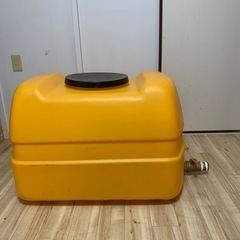 水タンク　200L