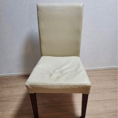 椅子 ニトリ　ダイニングチェアの画像