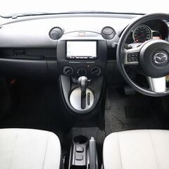 お買い求めやすいお車！白いシートが可愛いですよね(*‘ω‘ *)