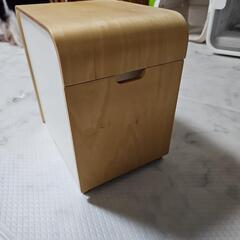 お話し中です　木製箱の画像