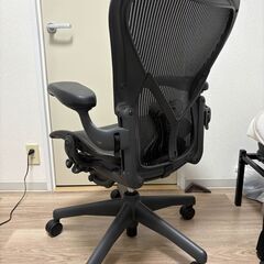 アーロンチェアクラシック　ポスチャーフィット　Bサイズ　フル装備　変動肘の画像