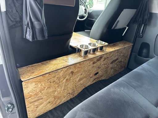 ハイエース標準ボディ用、自作センターコンソール、セカンドテーブルセット