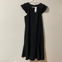黒のワンピース