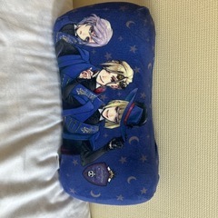 ツイステットワンダーランド　クッション