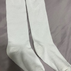 白のハイソックス