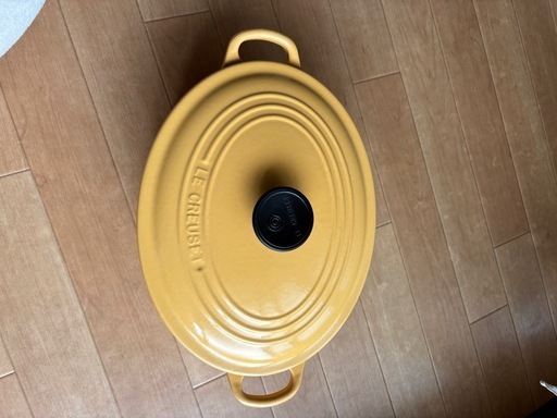 ル・クルーゼ　LE CREUSET　鋳物　琺瑯　鍋　オーバル