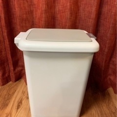 ニトリ　2way ペダルペール(30L)の画像