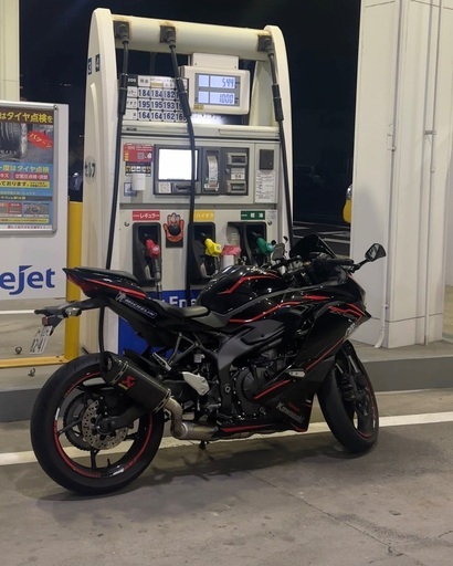 岡村 HEPTA FORCE TSS レーシングチタンサイクロン | ヨシムラジャパン