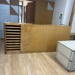 什器　木製お店のカウンター　　　　 