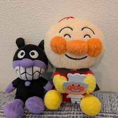 美品！アンパンマンとバイキンマンのぬいぐるみ