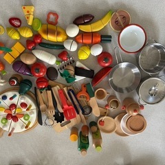 おままごと用品の画像
