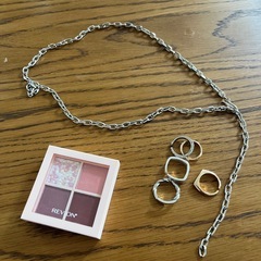 化粧品　アクセサリー