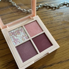 化粧品　アクセサリーの画像
