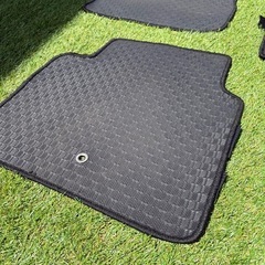 y51フーガ専用　防水フロアマットの画像