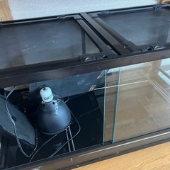 【無料】90x45x45爬虫類飼育向け水槽