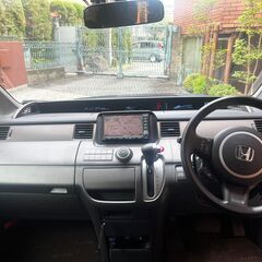 ホンダステップワゴン Ｇ　2007 ＨＤＤナビ　ＥＴＣ　ＨＩＤ　バックカメラ　両側自動ドア　アルミ付き　ドライブレコーダー　８人乗り　ハンドルスイッチ　ＷＡＣの画像