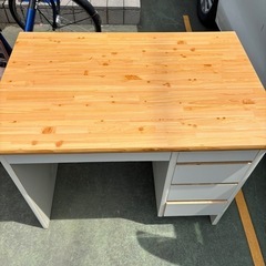 明日5/12までの出品　作業台、作業机　の画像