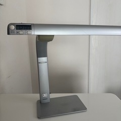 デスクスタンド