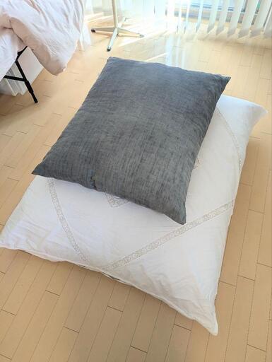 フランス製ヴィンテージ生地大きいクッション(103cm x 130cm)
