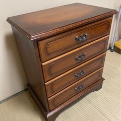 収納家具カリモク