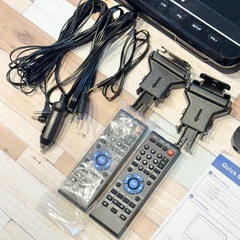 naviskauto ヘッドレストモニター 2台セット HDMI USB
の画像