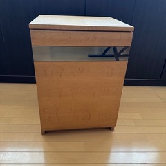 収納家具　収納棚　キャビネット