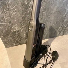 シャーク 充電式ハンディクリーナー 