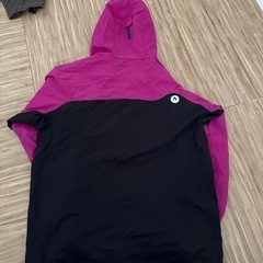 Marmot 軽量ウィンドシェルジャケット パープル系の画像