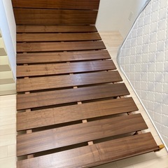 ニトリ セミダブル ローベッド　フレームの画像