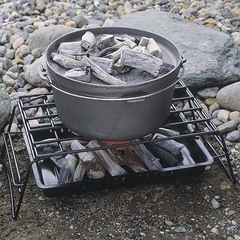 キャンプギア　キャプテンスタッグ　ダッチオーブン用　焚き火台