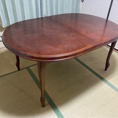 ダイニングテーブル