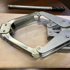 カヤバ　KYBシザーズジャッキ850kg中古の画像