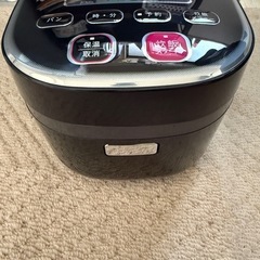 一人暮らし用SHARP 炊飯器の画像