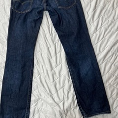 Levi's  メンズデニムパンツの画像