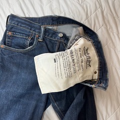 Levi's  メンズデニムパンツの画像