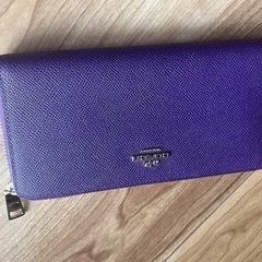 新品　コーチ　財布　パープル　瑞江の画像