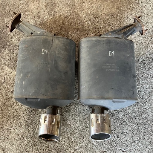 NissanフーガY50 純正D1マフラー FUTABA 6Rリアピース