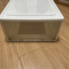 収納ボックス　引き出しの画像
