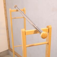 イタリアの老舗メーカー aris(アリス)のコートハンガーです。便利な