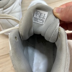 アシックス　バッシュ　24.5センチの画像