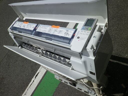 シャープ 自動お掃除機能付き 10～12畳用エアコン AY-N28H-W