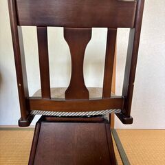 高齢者向け回転椅子の画像
