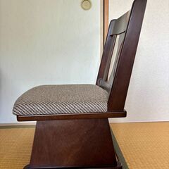 高齢者向け回転椅子の画像
